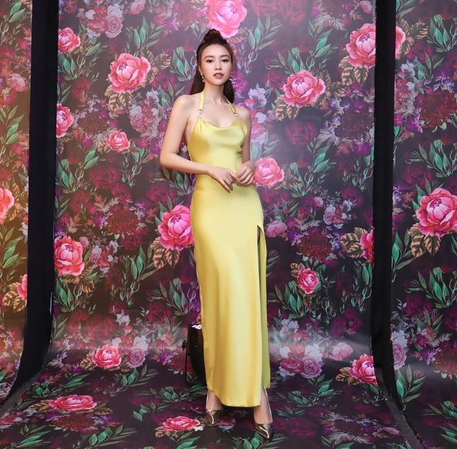 Nhã Phương cùng 2 nữ hoàng Ngọc Trinh - Angela Phương Trinh lên đồ thảm đỏ đẹp nhất tuần qua-9