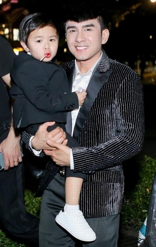 Con trai Đan Trường diễn vedette sành điệu-2