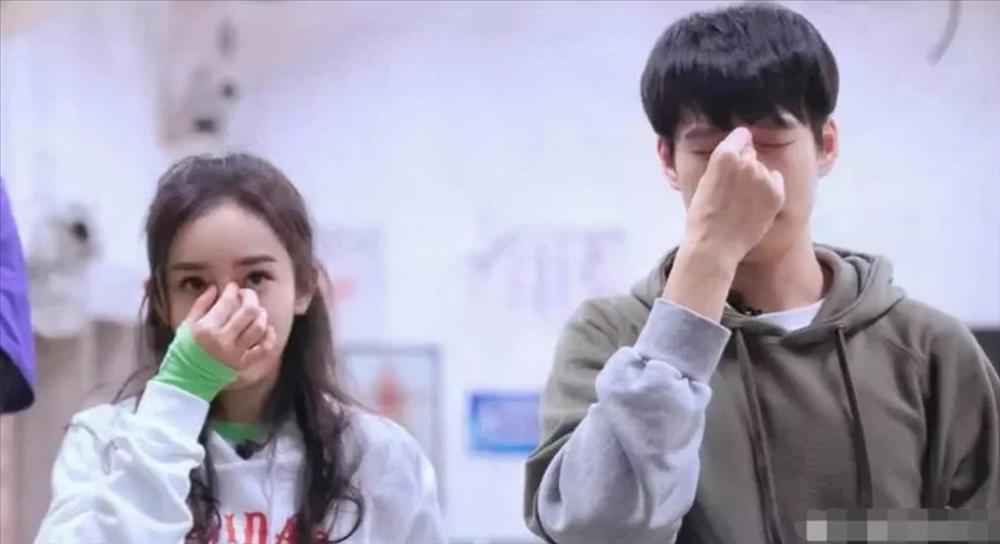 Chia sẻ kiểu bạn trai trong mộng, dân mạng đã hiểu vì sao Dương Mịch lại chọn Ngụy Đại Huân-2