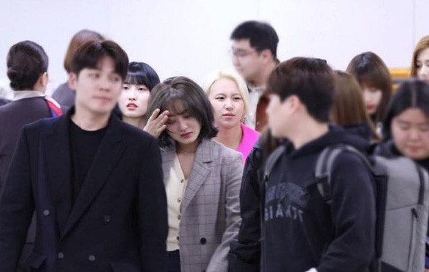 Liên tục gặp sự cố trong năm 2019, TWICE khiến fan lo lắng-5