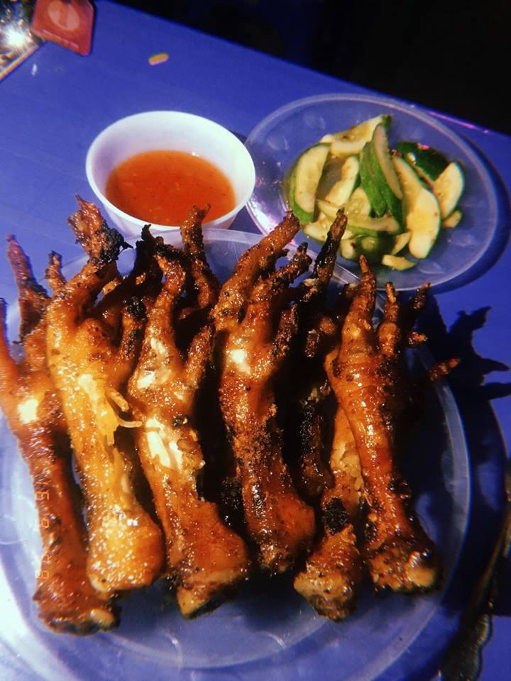 Sự thật rùng mình về món chân gà nướng đang làm mưa làm gió khắp vỉa hè-2