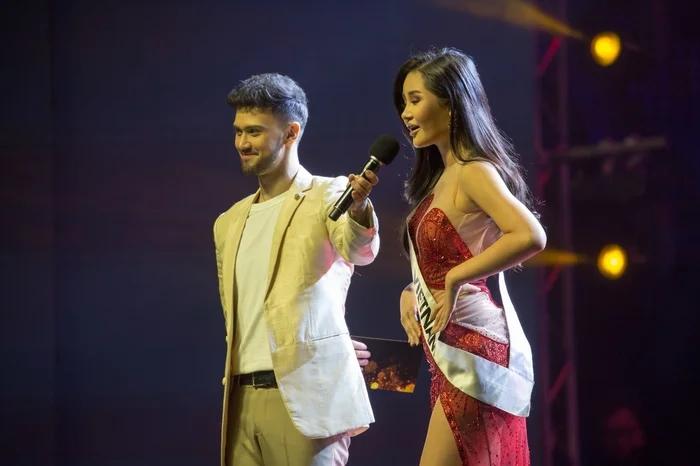 Váy núi lửa phun trào của Catriona Gray đạt kỷ lục là chiếc váy có nhiều phiên bản đạo nhái nhất 2019-5