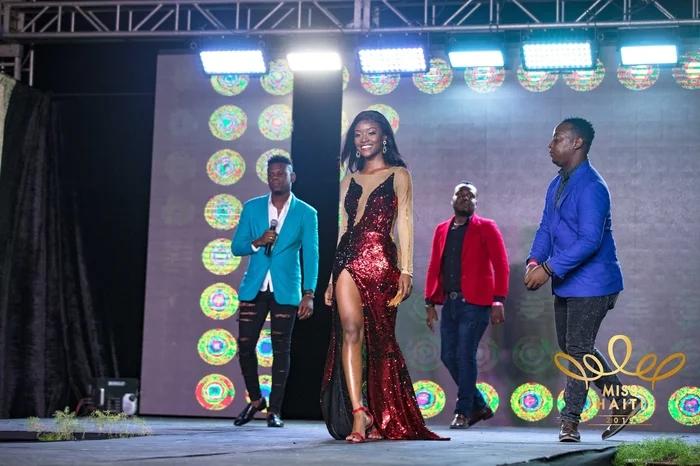 Váy núi lửa phun trào của Catriona Gray đạt kỷ lục là chiếc váy có nhiều phiên bản đạo nhái nhất 2019-13