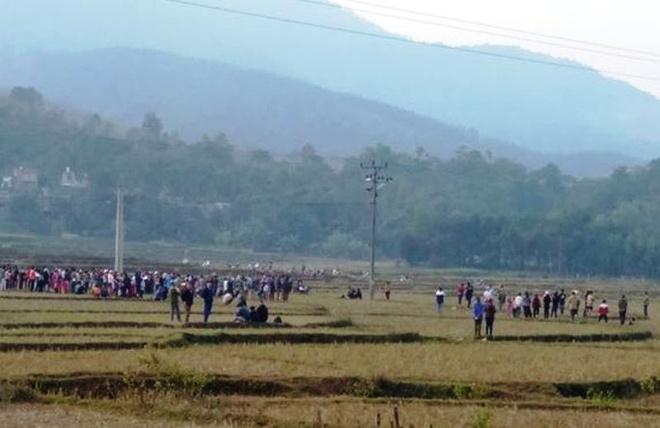 Người đàn ông chết treo trên đường điện 35 KV-2