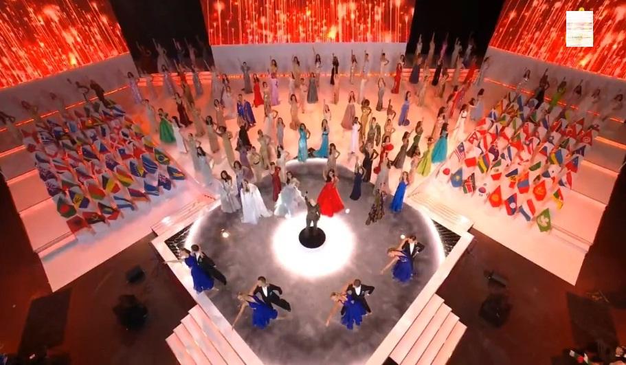 Hoa hậu Thế giới 2013 - Megan Young là người dẫn chương trình-1