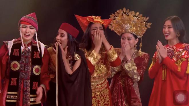 Lương Thùy Linh vào thẳng top 40 nhờ dự án nhân ái-2