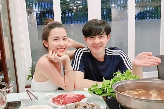 Đông Nhi khoe không gian sống sau khi kết hôn