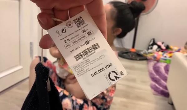 Lần đầu chơi sang mua giày trẻ con 849.000 về con không chịu đi, Lê Dương Bảo Lâm rụng rời-5