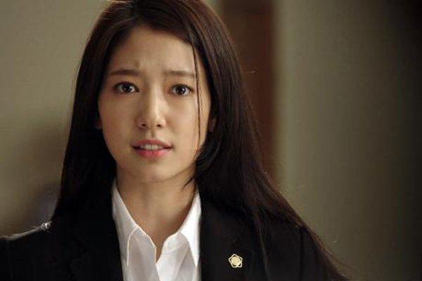 Tiểu tam tới nhà khóc lóc đòi danh phận, mẹ anh ra chiêu độc khiến ả cun cút ra về-2