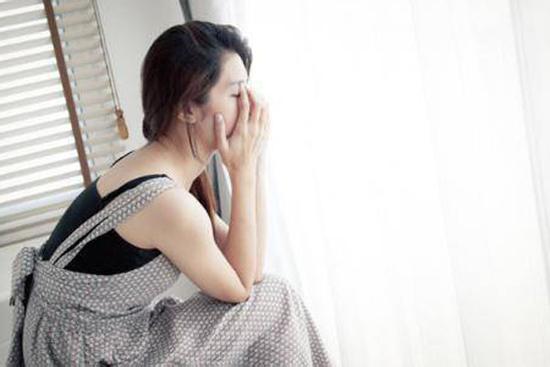 Nhà chồng cưng hơn trứng mỏng, con dâu vẫn hoang mang vì 1 điều khổ tâm