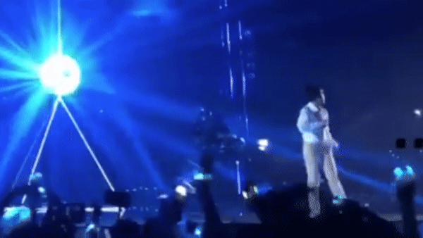 Concert Vũ Cát Tường: Chủ nhân ngã lộn ai nấy hết hồn, Diệu Nhi - Khả Như quẩy tung nóc-4