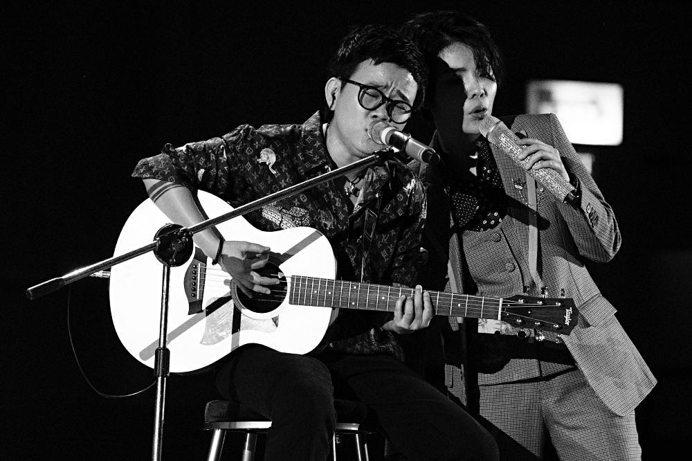 Concert Vũ Cát Tường: Chủ nhân ngã lộn ai nấy hết hồn, Diệu Nhi - Khả Như quẩy tung nóc-8