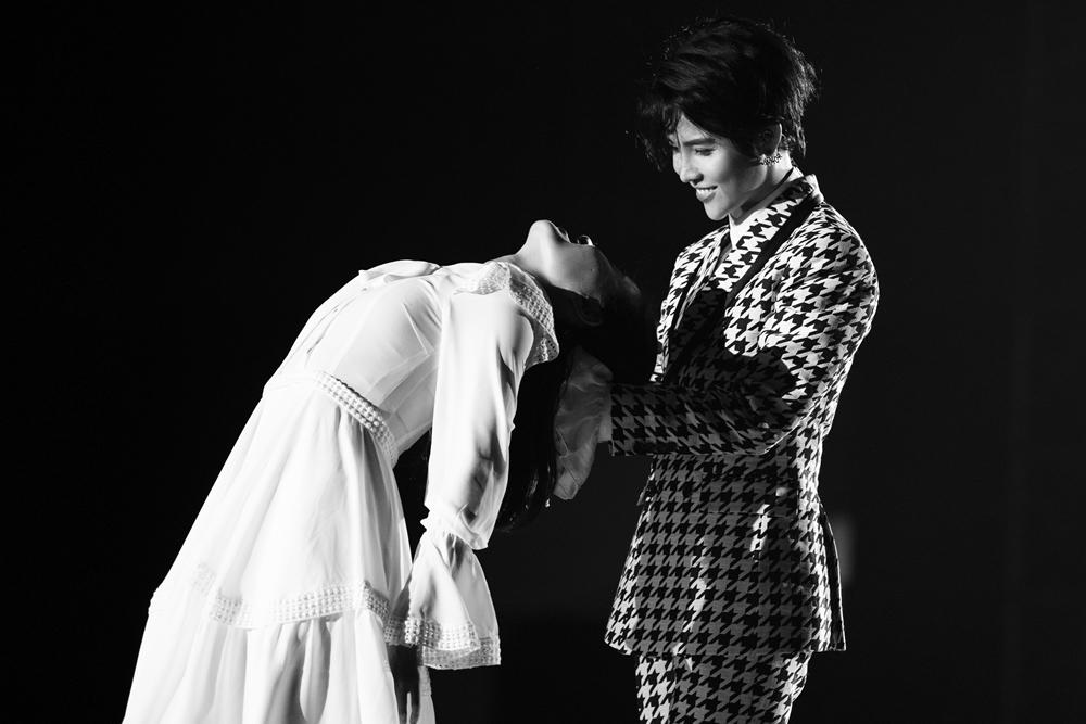 Concert Vũ Cát Tường: Chủ nhân ngã lộn ai nấy hết hồn, Diệu Nhi - Khả Như quẩy tung nóc-9