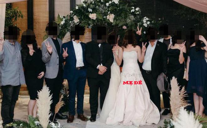 Hôn lễ của con gái, bà mẹ diện luôn váy cưới khiến dân tình hoang mang không biết đâu mới là cô dâu-1