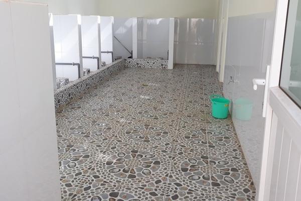 Khởi tố thanh niên dâm ô nữ sinh suốt 2 giờ trong nhà vệ sinh-2