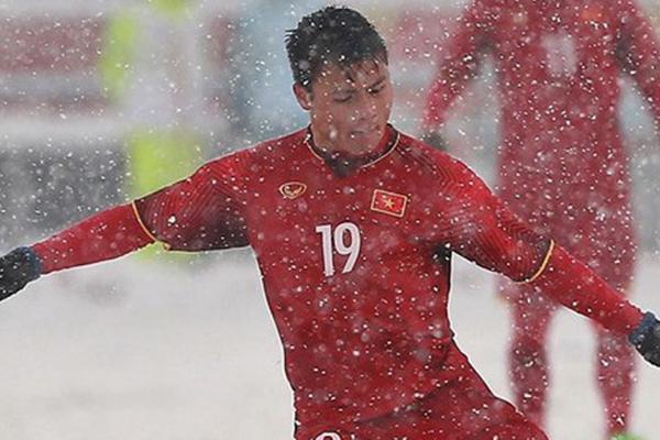 Dân mạng chỉ ra bằng chứng khó chối cãi chuyện Quang Hải đi du lịch cùng bạn gái mới ở Đà Lạt-7