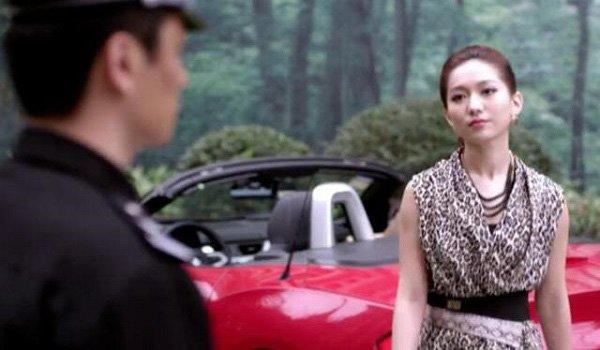 Vừa được lên chức, chồng đòi ly hôn, ngày ra tòa sững sờ khi thấy tình mới của vợ-3