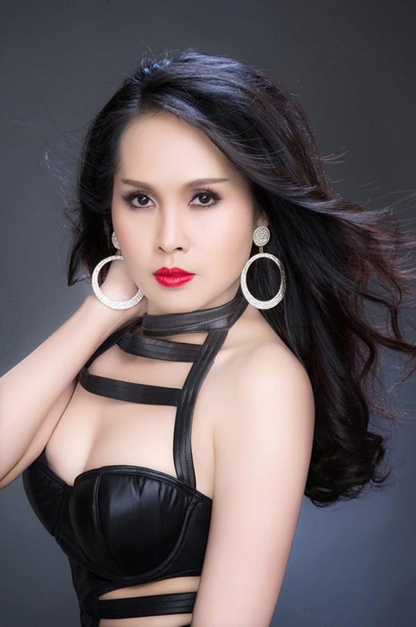 Gái ngành hot nhất màn ảnh: Mai Phương Thúy đọ sắc cá sấu chúa Quỳnh Nga-22