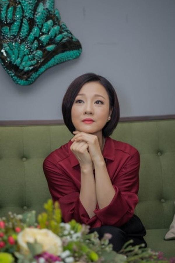 Gái ngành hot nhất màn ảnh: Mai Phương Thúy đọ sắc cá sấu chúa Quỳnh Nga-23