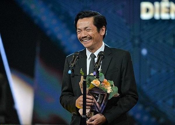 Dàn diễn viên hot nhất 2019: Kẻ hạnh phúc bên chồng, người vừa được vinh danh đã bị hãm hại-2