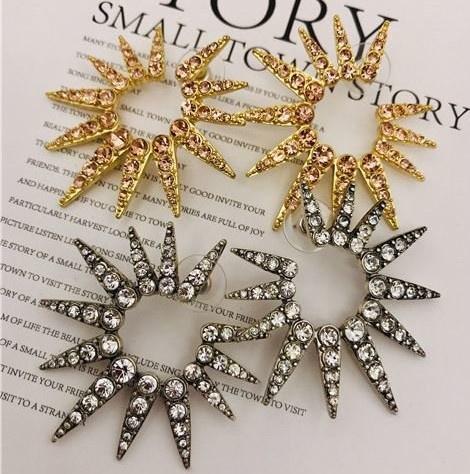 Váy Nhục Nhã và những món đồ bỗng dưng bán đắt hàng trên mạng-2