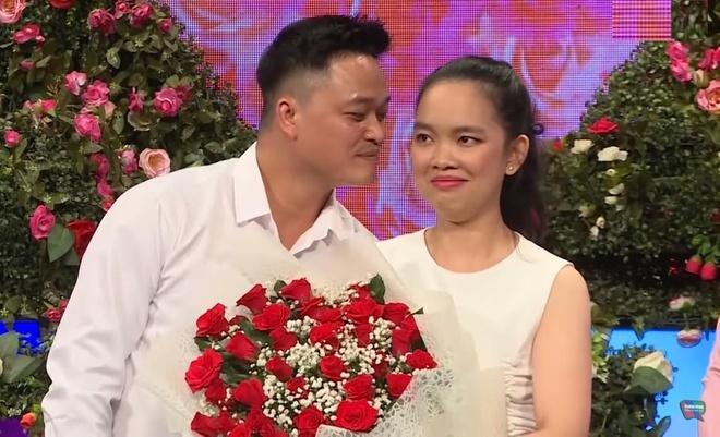 Nam chính vụ cô gái đòi đi châu Âu ở ‘Bạn muốn hẹn hò’ vừa cưới vợ-3