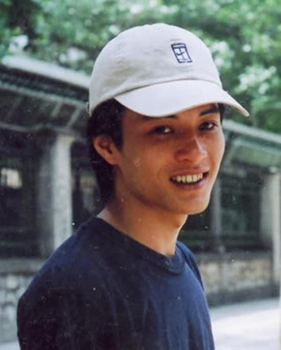 Ảnh quá khứ gầy gò 45 kg của Hồng Đăng-1