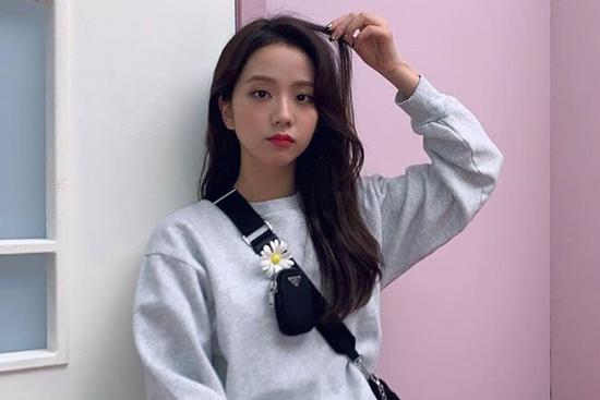 Jisoo giản dị vẫn xinh đẹp bất chấp, xứng danh visual BLACKPINK