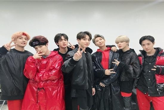 BTS sang Mỹ biểu diễn đúng dịp giao thừa