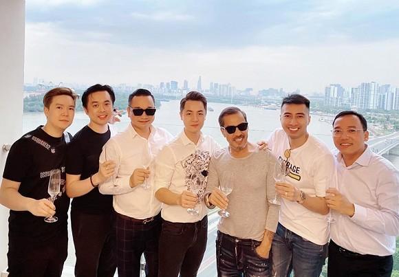 Dương Khắc Linh, Đăng Khôi hội ngộ mừng tân gia biệt thự của Lê Hiếu và tiết lộ: Có view 10 triệu đô-3