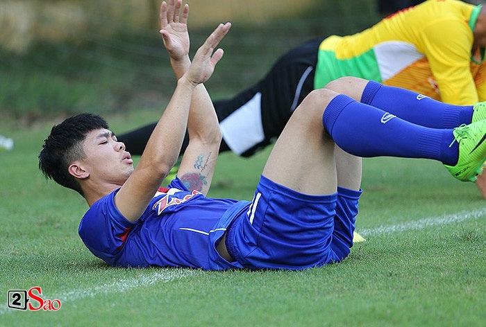 Biết là Quách Ngọc Ngoan xăm hình Phượng Chanel lên ngực từ lâu mà nhìn tận mắt ai cũng té xỉu-5