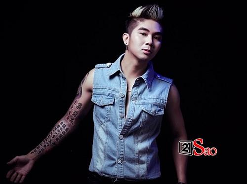 Biết là Quách Ngọc Ngoan xăm hình Phượng Chanel lên ngực từ lâu mà nhìn tận mắt ai cũng té xỉu-9