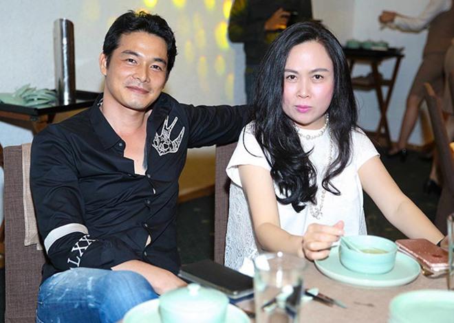 Biết là Quách Ngọc Ngoan xăm hình Phượng Chanel lên ngực từ lâu mà nhìn tận mắt ai cũng té xỉu-2