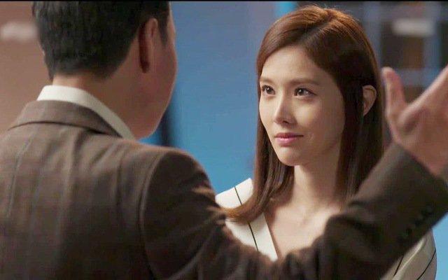 Bồ nhí ghen ngược bắt ly hôn, vợ âm thầm làm 1 việc khiến cả hai thất kinh-1