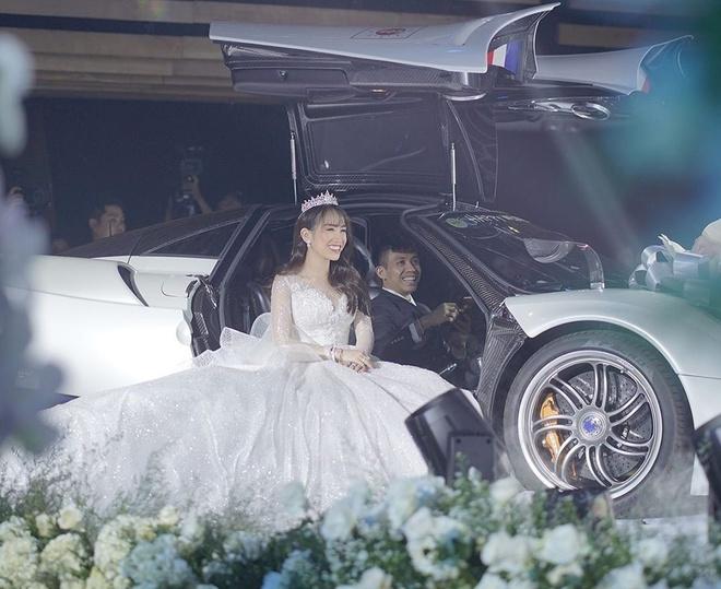 Dàn rich kid, hot girl có đám cưới sang chảnh trong năm 2019-2