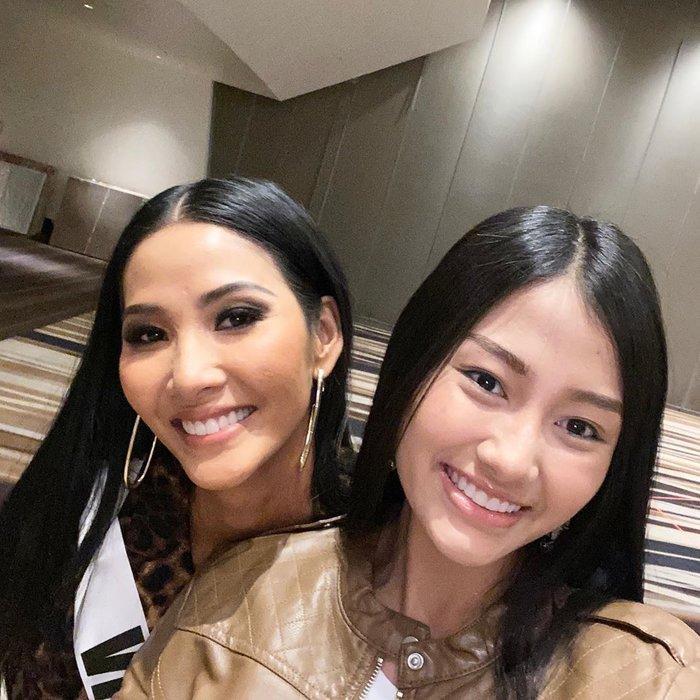Đối thủ của Hoàng Thùy tại Miss Universe 2019 công khai người tình đồng tính-7