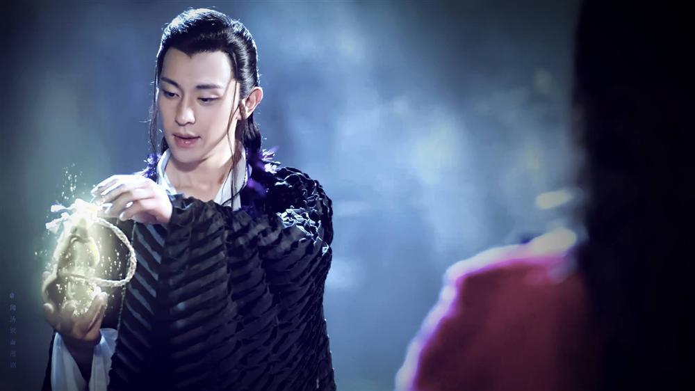 Ai ngờ mỹ nam Đặng Luân cũng có lúc xấu thê thảm khi hóa hồ ly răng nanh lởm chởm-2