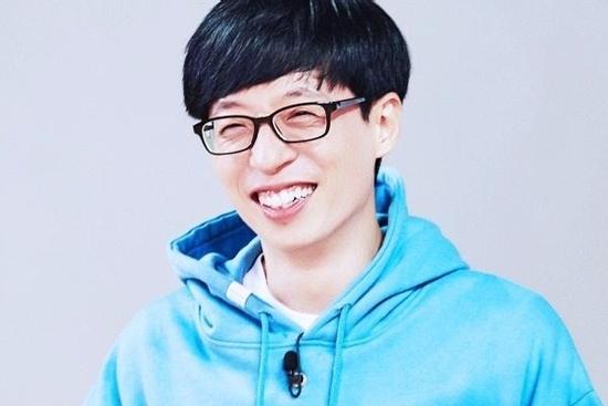 'MC quốc dân' Yoo Jae Suk nói gì khi dính tới nghi án quấy rối tình dục