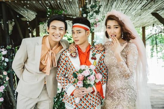 Những MV có tựa đề 'không giống ai' nhưng vẫn ào ào leo Top 1 Trending Youtube!