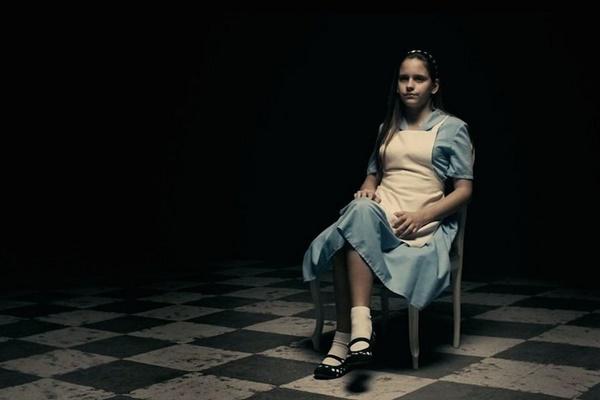 Loạt phim gây tranh cãi lớn vì bạo lực, tình dục trong thập kỷ qua-1