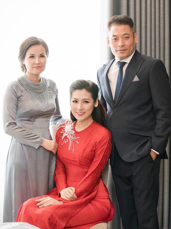 Những ông bố phong độ của sao Việt-1