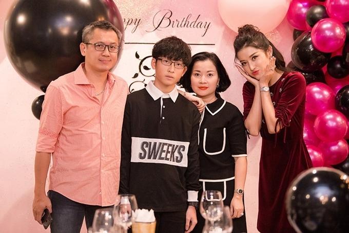 Những ông bố phong độ của sao Việt-3