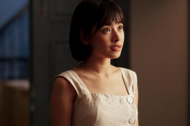 Chi Pu - diễn viên chịu khó đóng cảnh nóng nhưng bị chê đài từ đơ cứng-7