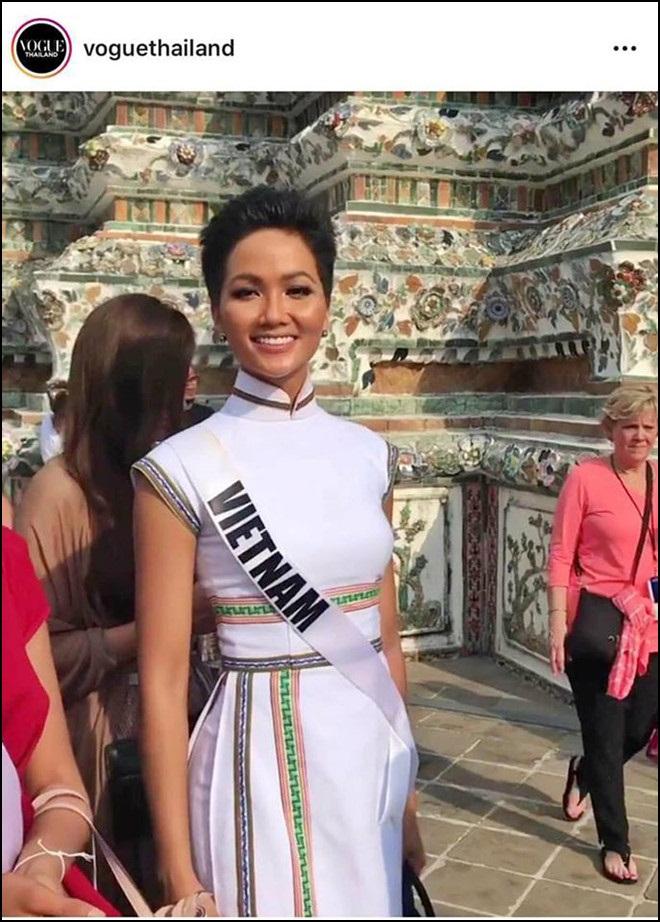 Hoàng Thùy và Lệ Hằng quên mặc áo dài tại Hoa hậu Hoàn vũ-18