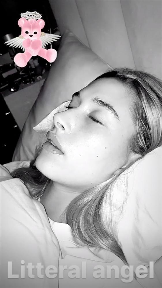 Justin Bieber nịnh vợ khi tạo dáng phản cảm-2