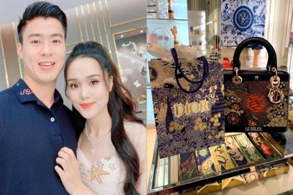 Hậu vệ Duy Mạnh đăng ảnh tình cảm, tổ chức sinh nhật cho bạn gái-3