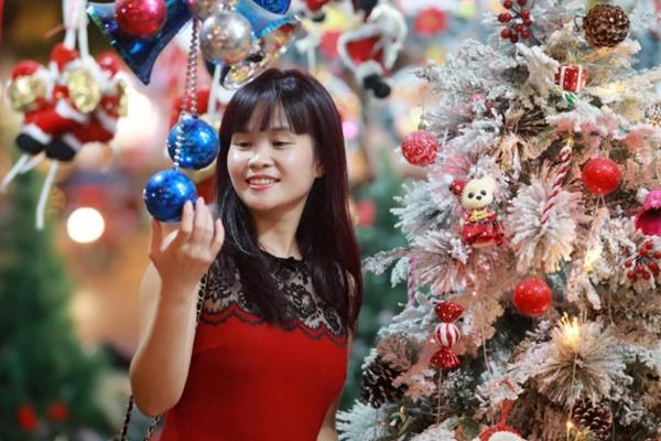 6 điểm vui chơi rực rỡ nhất để bạn hòa mình vào không khí Giáng sinh ở Sài Gòn-6