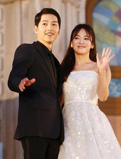 Khả năng Song Hye Kyo - Song Joong Ki tái hợp là 0%-3