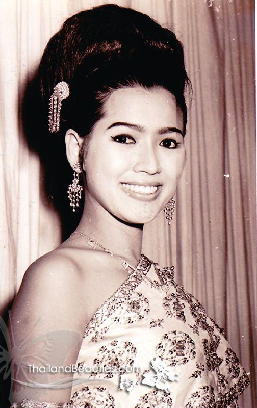 Vẻ ngoài trẻ trung của Hoa hậu Hoàn vũ 72 tuổi-2