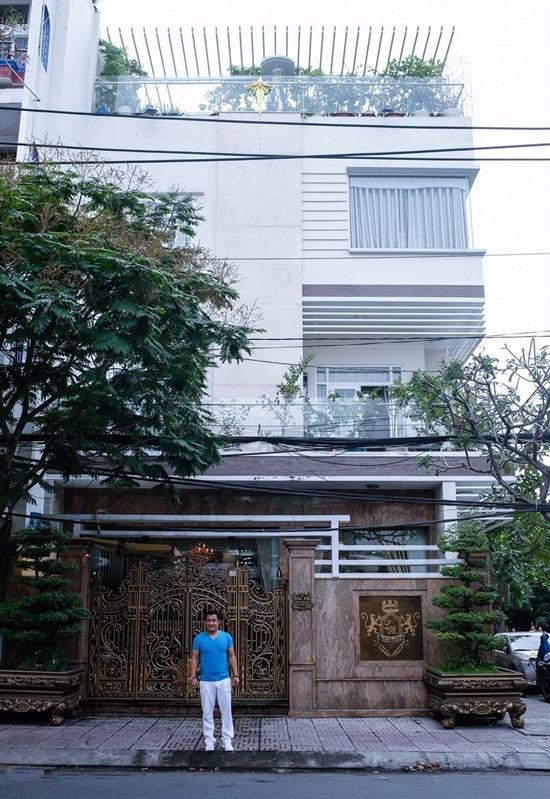 Sao nam nhận cát-xê 60 cây vàng, ở biệt thự 3 tầng vẫn độc thân ở tuổi 50 là ai?-2